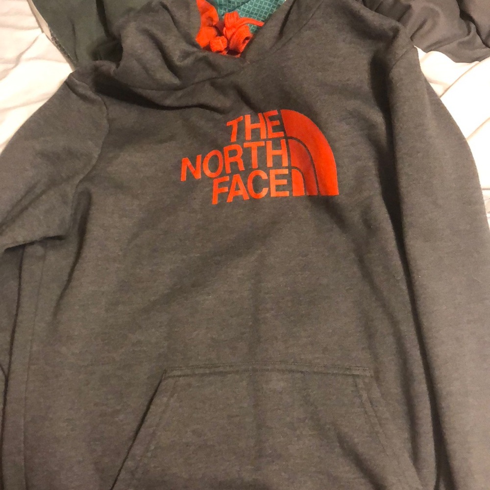NORTH FACE HOODIE